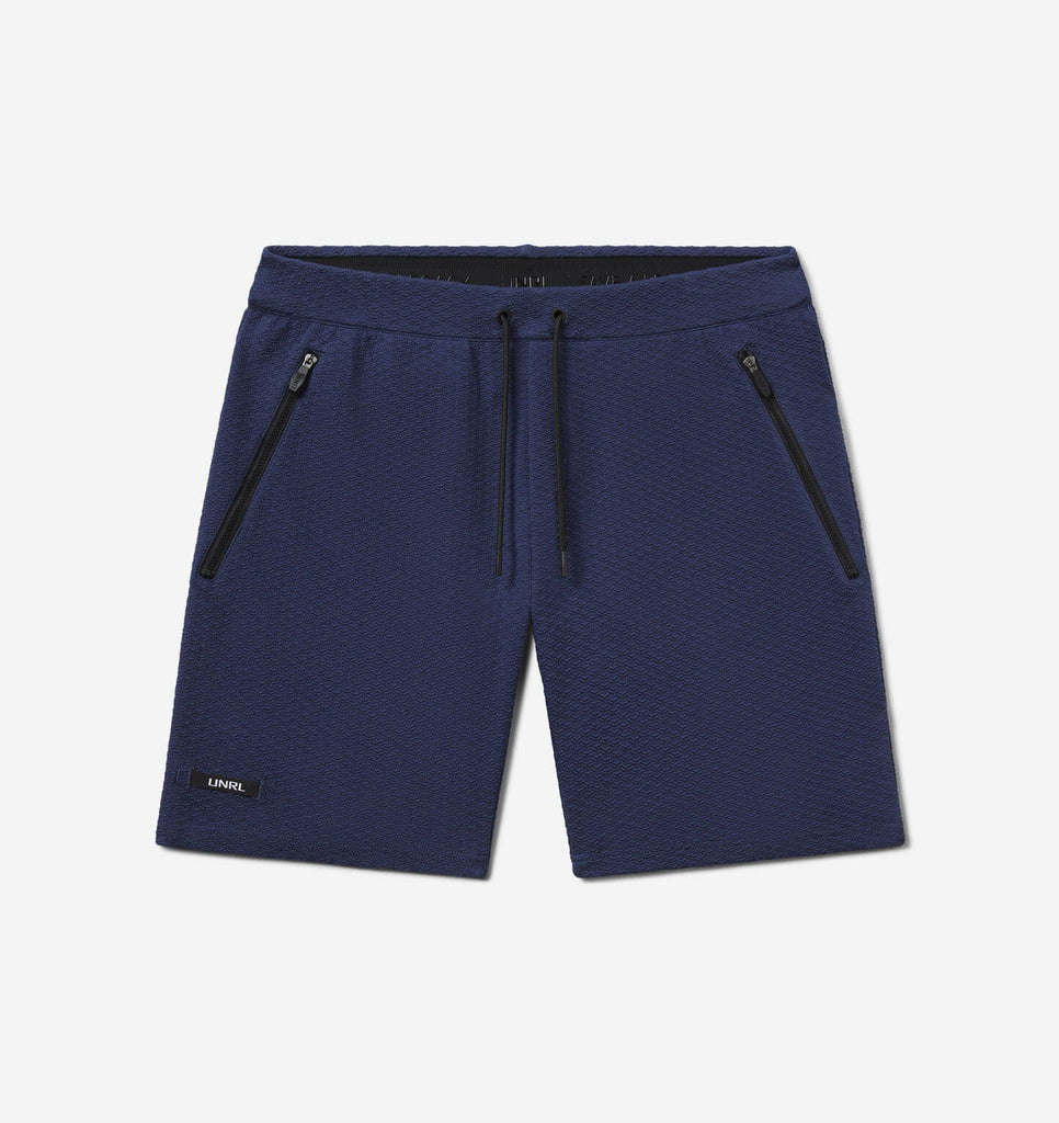 Elevation Short