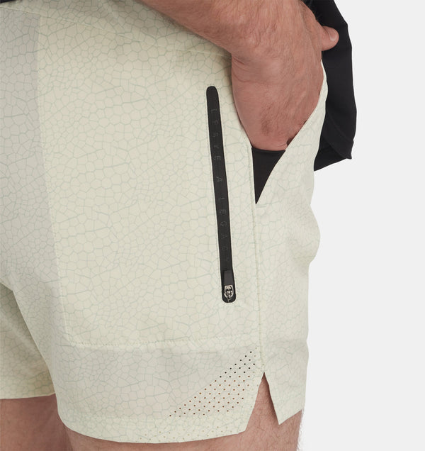 Stride Short [5.5